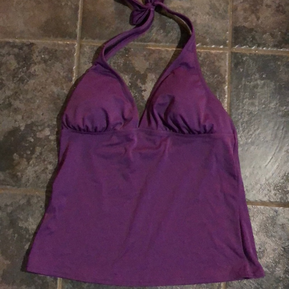Women’s size S tankinj top only. New condition.